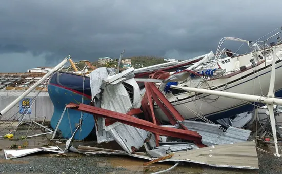 Bão Irma dù hạ cấp nhưng vẫn cực kỳ nguy hiểm