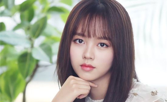 Kim So Hyun: Chưa từng hối hận khi chọn học tại nhà