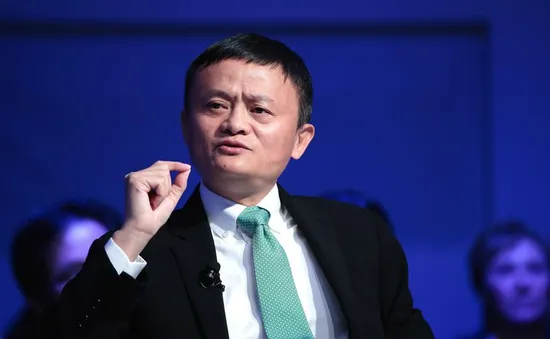 Jack Ma: Hãy trao cơ hội cho những người trẻ!