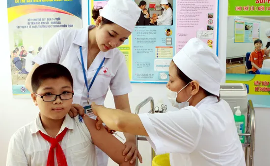 Ba dịch bệnh trở lại Việt Nam do nhiều trẻ không được tiêm vaccine