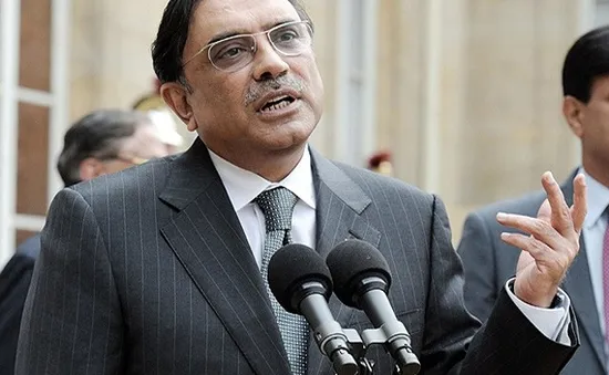 Cựu Tổng thống Pakistan Zardari trắng án tham nhũng