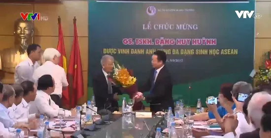 Người Việt Nam đầu tiên được vinh danh anh hùng đa dạng sinh học ASEAN