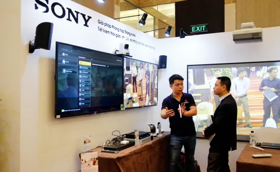 Sony ra mắt giải pháp truyền thông và phòng họp thông minh cho doanh nghiệp