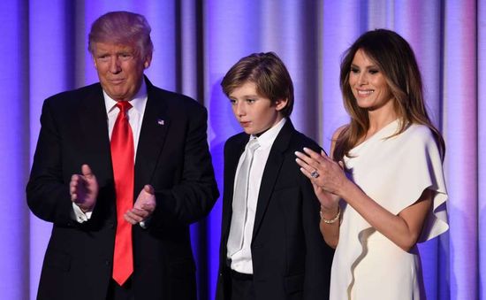 Nhà Trắng yêu cầu tôn trọng quyền riêng tư của Barron Trump