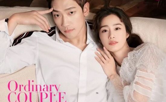 Kim Tae Hee lần đầu xuất hiện cùng Bi Rain trên tạp chí sau kết hôn