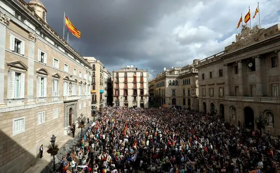 Tây Ban Nha điều tra các cựu quan chức chính quyền Catalonia