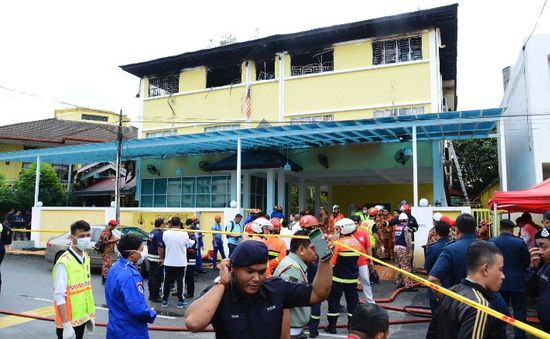 Malaysia bắt giữ 7 nghi phạm vụ cháy trường học làm 23 người chết