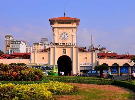 TP.HCM phá vòng xoay biểu tượng trước chợ Bến Thành để xây Metro