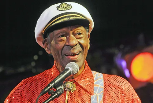 Huyền thoại nhạc Rock and Roll Chuck Berry qua đời