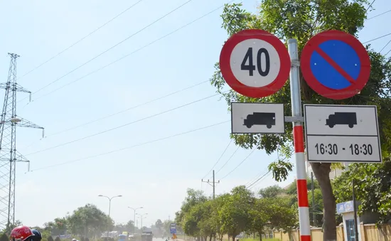 Hạn chế tốc độ 40 km/h đối với ô tô tải trên Quốc lộ 14B