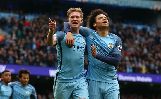 ĐHTB vòng 36 Ngoại hạng Anh: Vắng Chelsea, Man City “làm loạn”