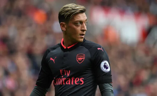 Manchester Utd sẽ có Ozil nếu chịu chi 30 triệu bảng