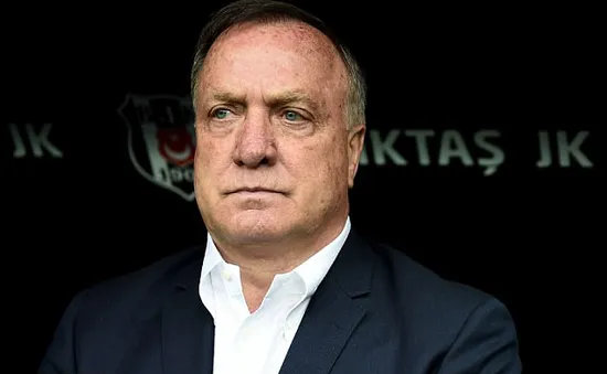 Dick Advocaat lần thứ 3 làm “thuyền trưởng” của Lốc cam