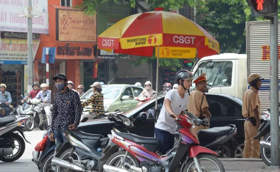 Không làm thủ tục đăng ký sang tên xe có thể bị phạt tiền lên tới 8 triệu đồng