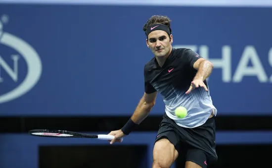 Federer lập kỳ tích trụ lại top 4 lâu nhất