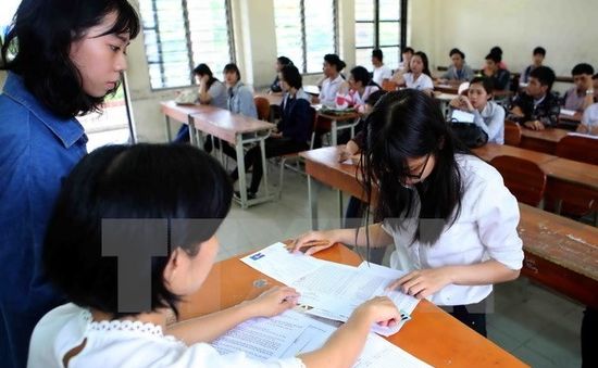 Lập nhóm xét tuyển chung, lọc hồ sơ ảo