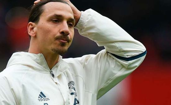 NÓNG: Man Utd chính thức giải phóng hợp đồng cho Ibra