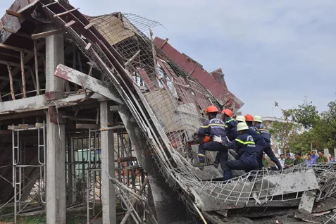 Bà Rịa-Vũng Tàu: Sập giàn giáo công trình, 7 người bị thương