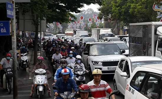 Thông xe hai cầu vượt ở cửa ngõ sân bay Tân Sơn Nhất vào tuần tới