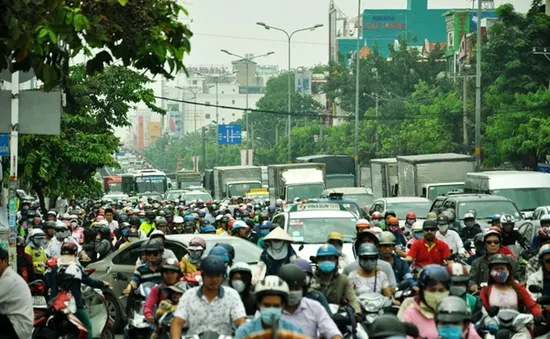 Đề xuất tăng chuyến bay đêm nhằm giảm kẹt xe sân bay Tân Sơn Nhất