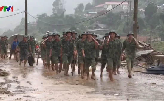 200 cán bộ, chiến sĩ Quân khu 2 khắc phục hậu quả lũ quét tại Yên Bái