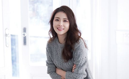 Lee Bo Young trở lại màn ảnh nhỏ với hình tượng mạnh mẽ