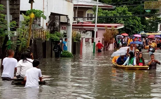 Bão Maring tấn công Philippines, ít nhất 4 người thiệt mạng