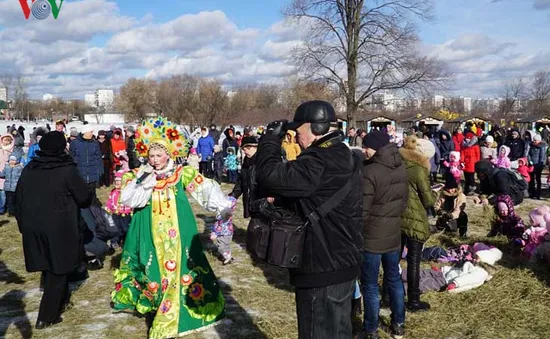 Tưng bừng tuần lễ tiễn mùa đông của người dân Moscow