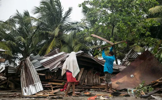 Người dân Mỹ, Cuba sơ tán khẩn cấp trước siêu bão Irma