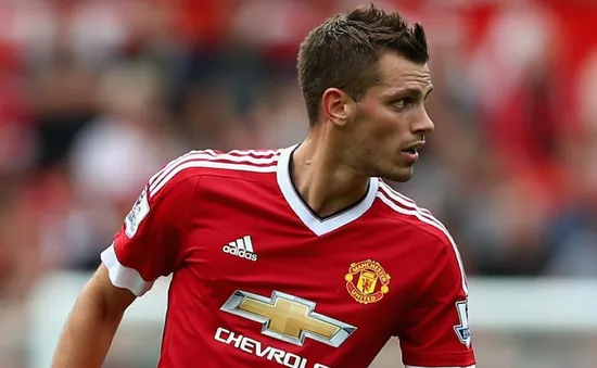 Mourinho xác nhận Schneiderlin sẽ tới Everton