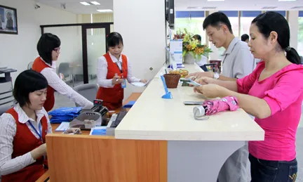 Ồ ạt tuyển dụng nhân sự ngành ngân hàng