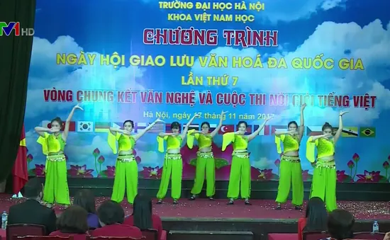 Sôi nổi ngày hội giao lưu văn hóa đa quốc gia