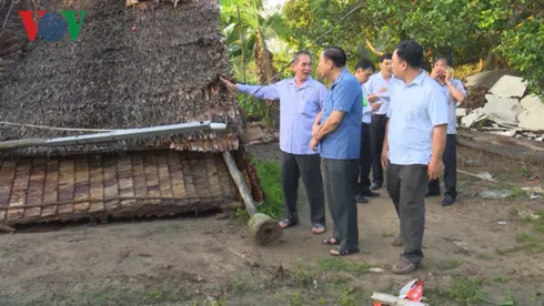 Hậu Giang: Gần 100 căn nhà bị sập và tốc mái do lốc xoáy