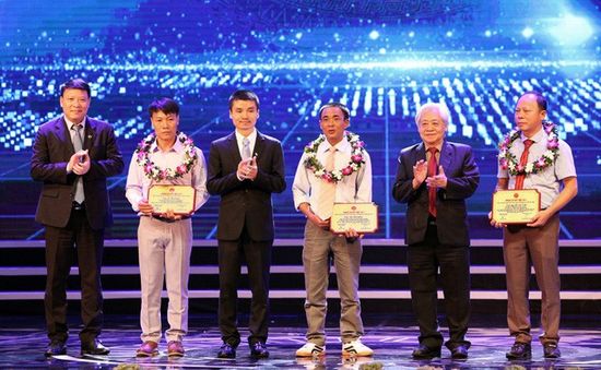 Rộng mở cơ hội hợp tác cho các thí sinh Nhân tài Đất Việt 2017