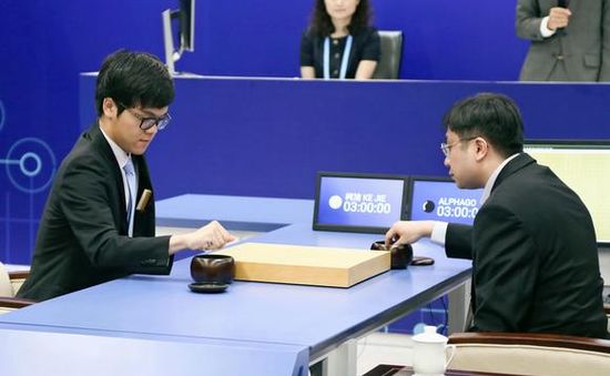 Không có bất kỳ điểm yếu nào, trí tuệ nhân tạo AlphaGo lại giành chiến thắng