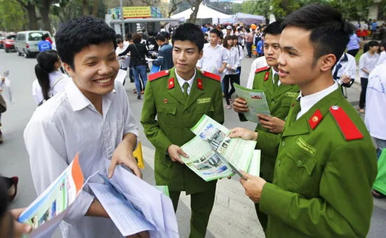 Thí sinh phải đạt ít nhất 5 điểm/môn để xét tuyển vào ngành CAND