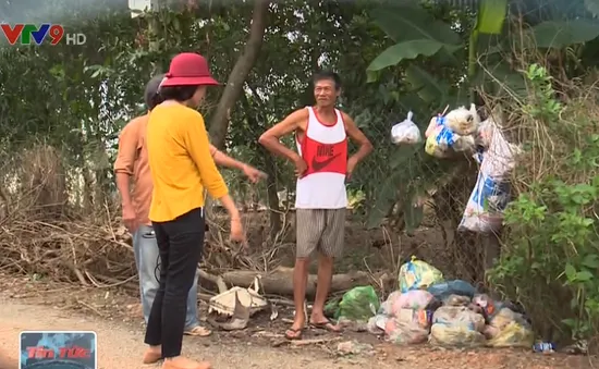 TP.HCM: Thu tiền đều đặn, rác gom thất thường