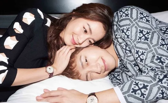 Kim Tae Hee và Rain đón con gái đầu lòng