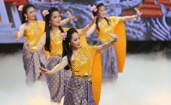 Những khoảnh khắc đẹp khó quên trong gala mở màn Liên hoan thiếu nhi ASEAN+