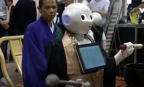 Robot có thể… tụng kinh trong đám tang
