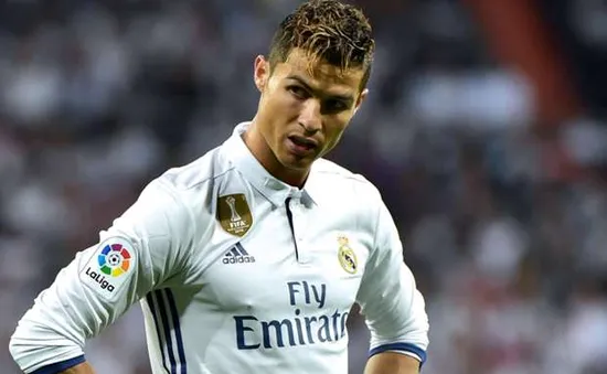 Ronaldo bị gạt khỏi đội hình Real Madrid