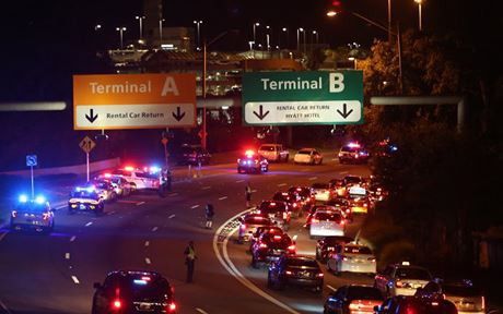 Pin dự phòng phát nổ, sân bay Orlando tạm dừng nhiều chuyến bay