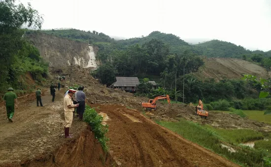 Tìm thấy toàn bộ 18 thi thể trong vụ sạt lở ở Hòa Bình