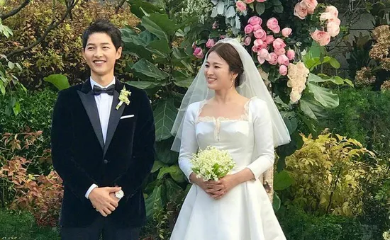 Hé lộ nhà hàng Song Joong Ki - Song Hye Kyo dùng bữa trong chuyến trăng mật tại Tây Ban Nha