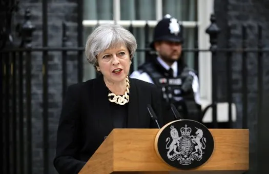 Thủ tướng Theresa May: Anh đang phải đối mặt với xu hướng khủng bố mới