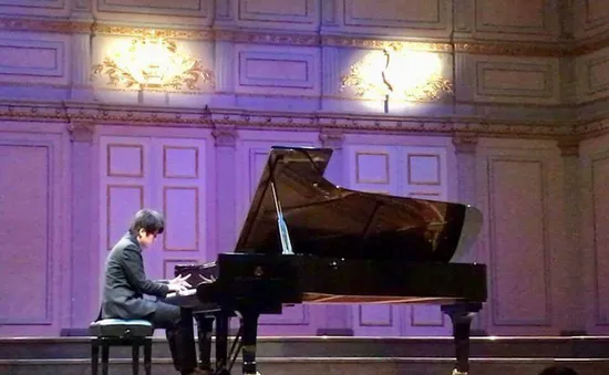 Thí sinh Việt Nam đoạt giải Nhất cuộc thi Piano tại Thụy Điển