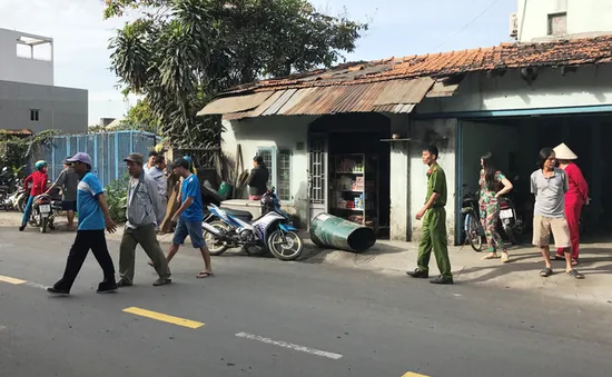 TP.HCM: Gia công thùng phuy hóa chất gây nổ, 1 người tử vong