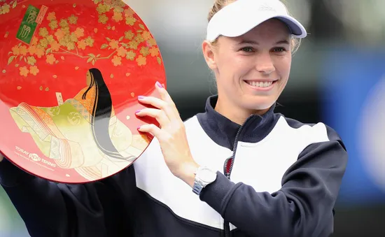 Wozniacki lọt top tay vợt nữ đều đặn giành cúp trong 1 thập kỷ