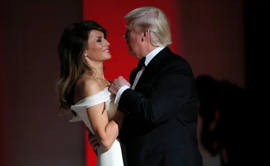 Phong cách thời trang hoàn hảo của đệ nhất phu nhân Mỹ Melania Trump