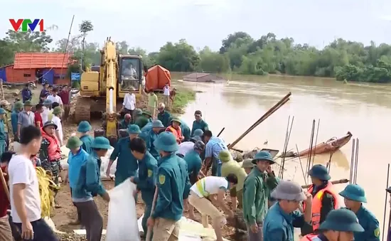 Vỡ đê ở Thọ Xuân, Thanh Hóa do mưa lũ